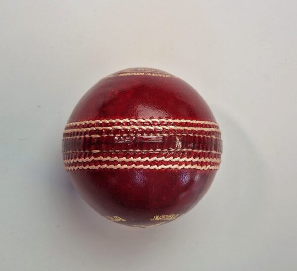 KOOKABURRA SUPER TEST CRICKET BALL -22688